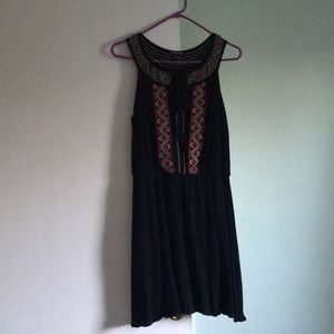 Large dress with gorgeous stitching around neck